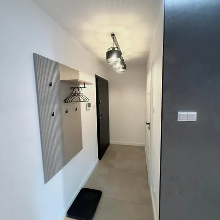 Vistula Avenue Free Parking * Krakov