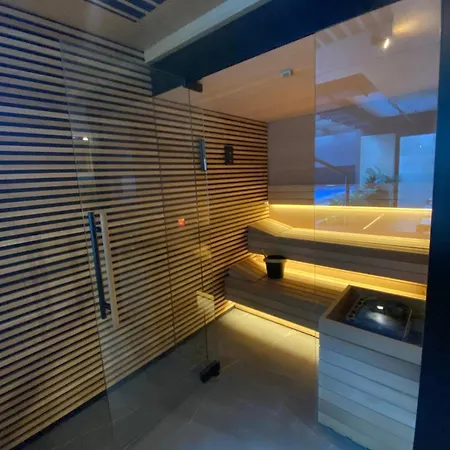 Vistula Avenue Free Parking Krakow